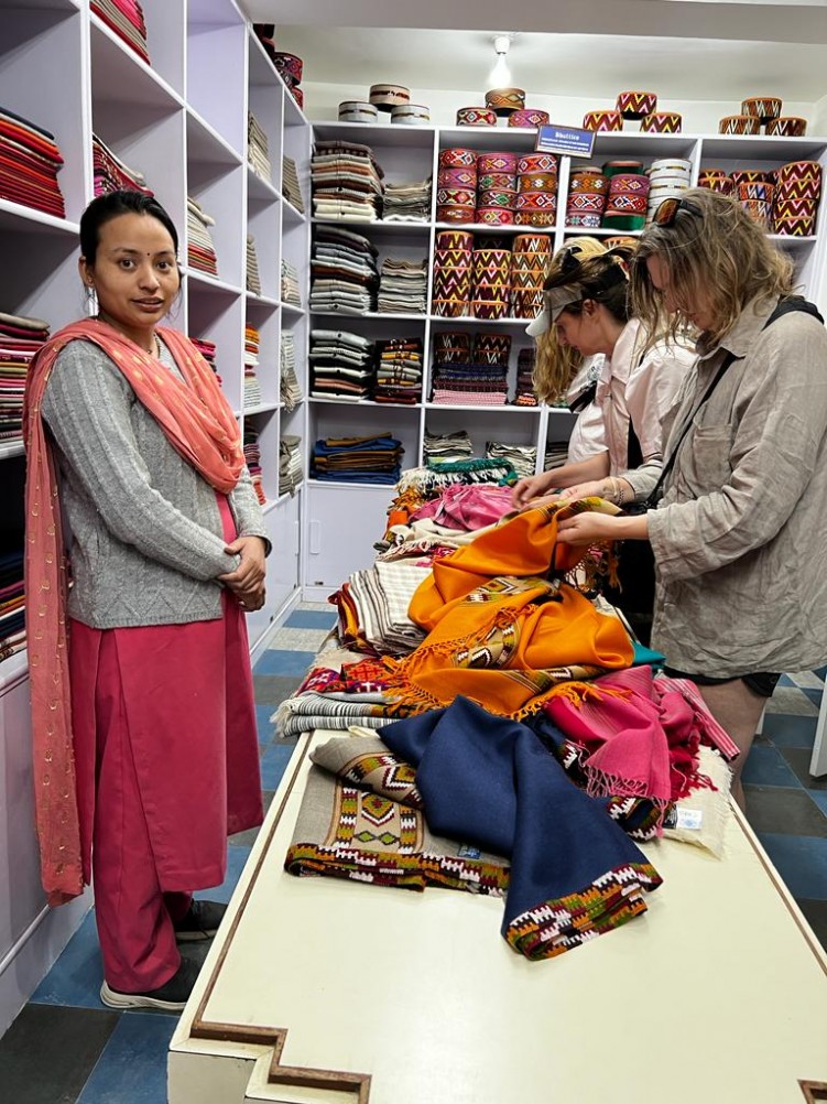 40 Sklep tekstylny w Indiach